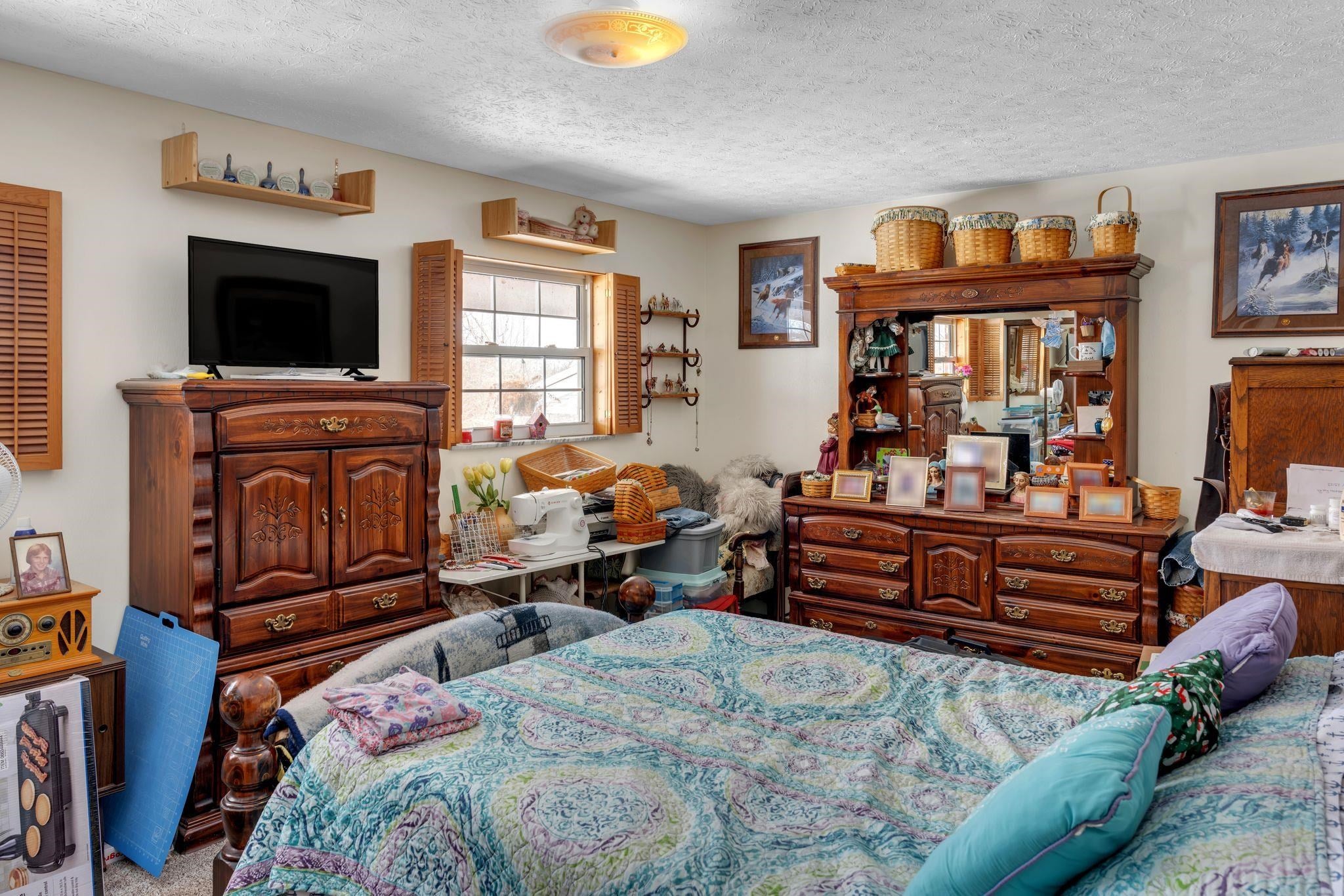 1755 Tombleson Run Road Letart, WV 25253 - Photo 15 of 27 Gallery Image 15
