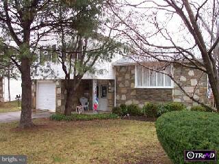 11995 Lockart Road Philadelphia, PA 19116 - Photo 1 of 1 Gallery Image 1