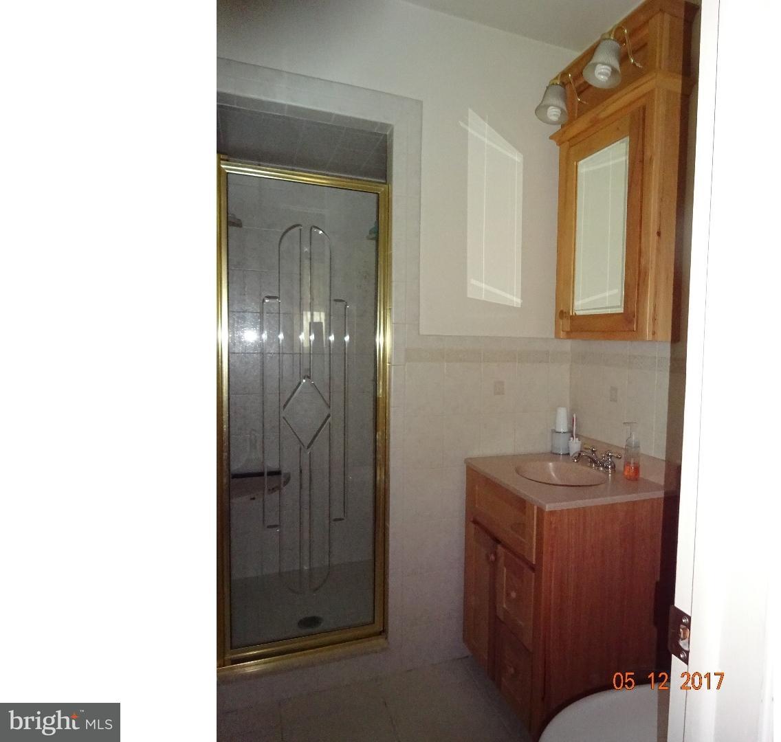 9211 Burbank Road Philadelphia, PA 19115 - Photo 21 of 25