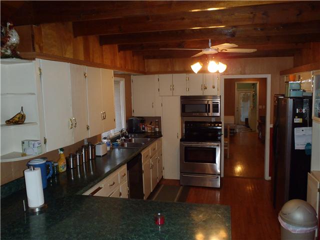 654 Coop Road Bell Buckle, TN 37020 - Photo 12 of 17 Gallery Image 12