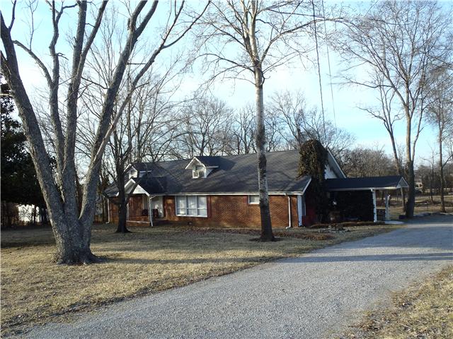 654 Coop Road Bell Buckle, TN 37020 - Photo 3 of 17 Gallery Image 3