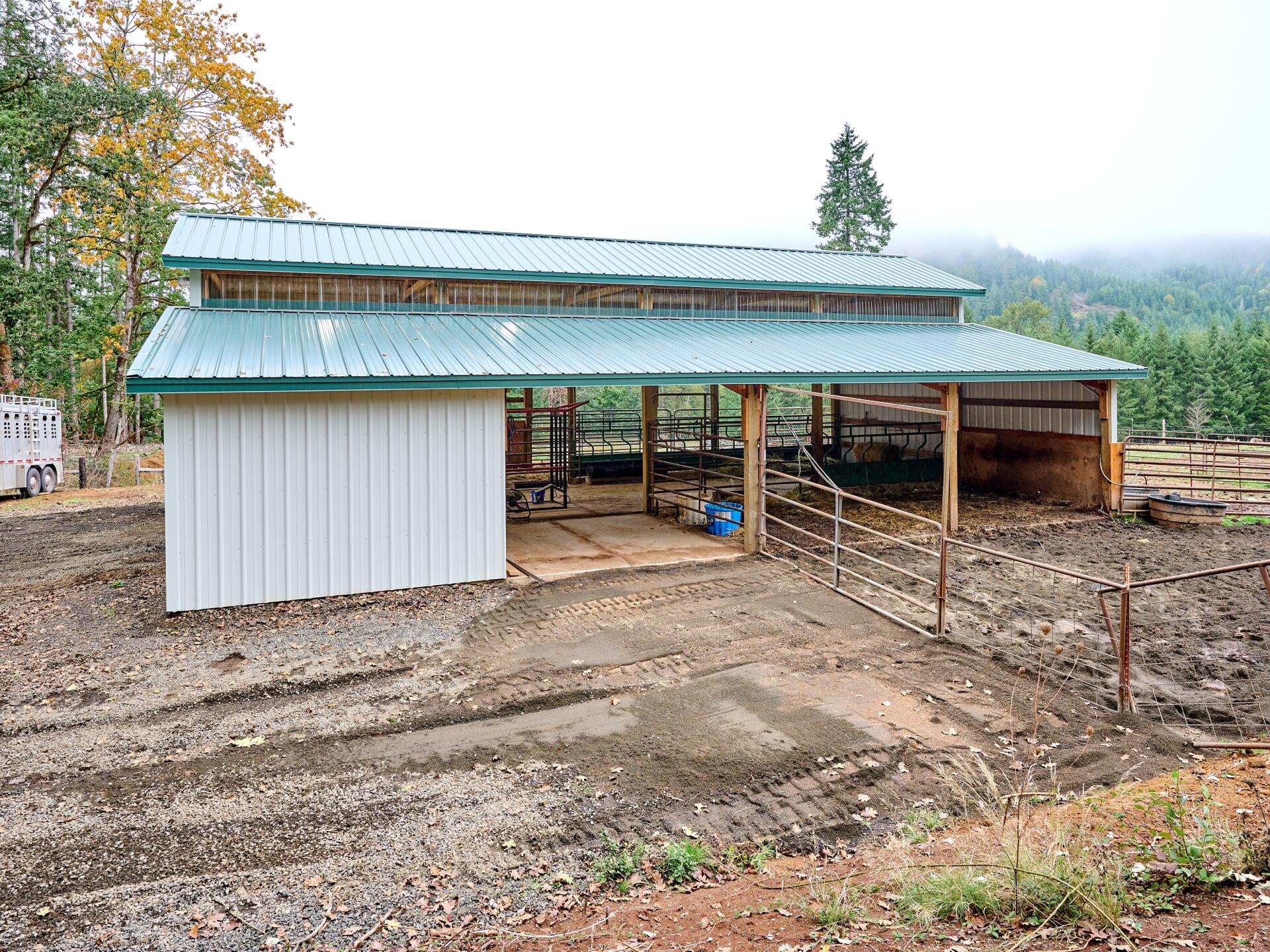 34769 East Lacomb Road Lebanon, OR 97355 - Photo 27 of 42 330_34769_Lacomb_1_web