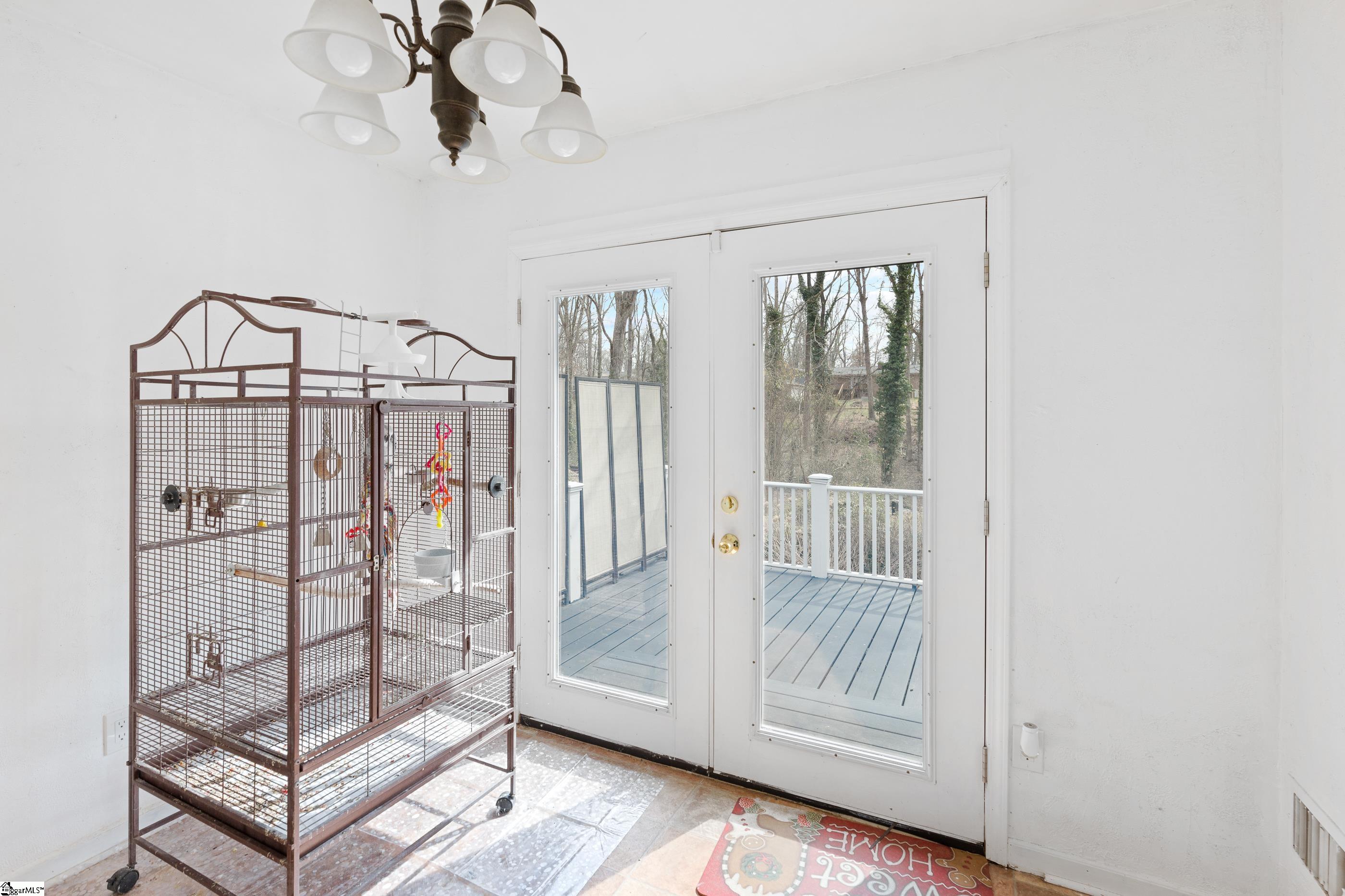 203 Tanner Road Taylors, SC 29687 - Photo 17 of 34