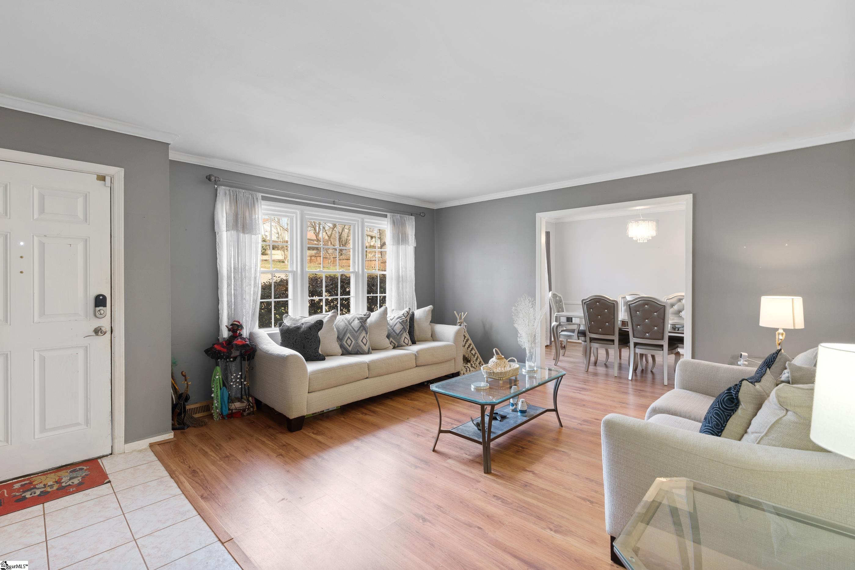 203 Tanner Road Taylors, SC 29687 - Photo 5 of 34