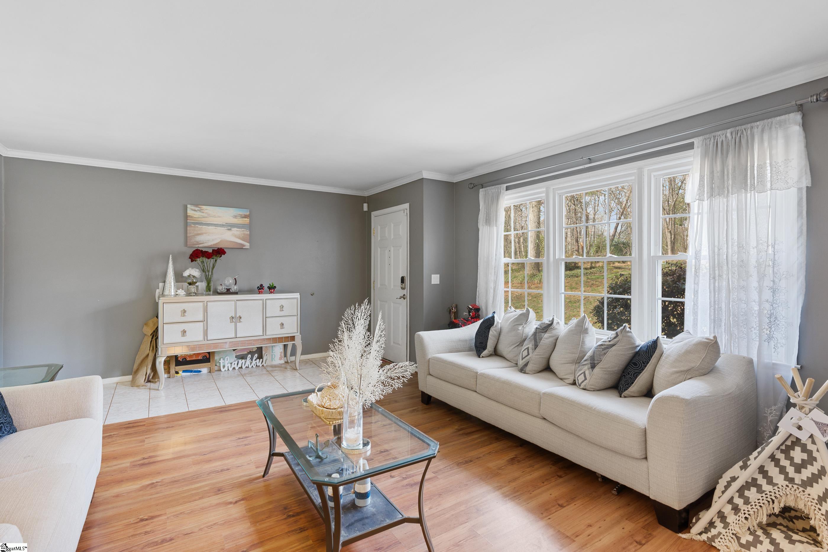 203 Tanner Road Taylors, SC 29687 - Photo 6 of 34