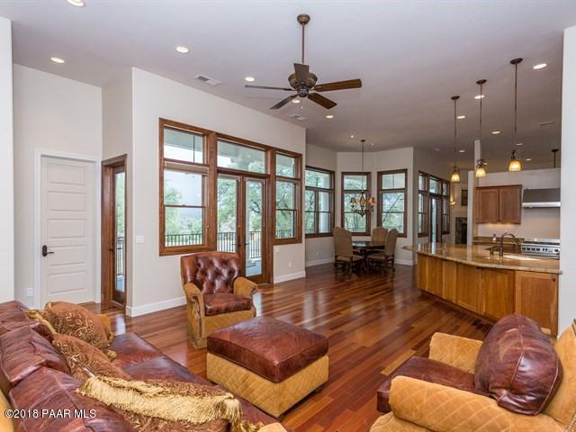 8205 North Williamson Valley Road Prescott, AZ 86305 - Photo 11 of 32 010_Family Room