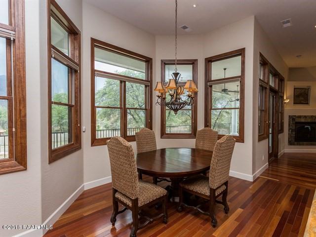 8205 North Williamson Valley Road Prescott, AZ 86305 - Photo 12 of 32 011_Breakfast Nook