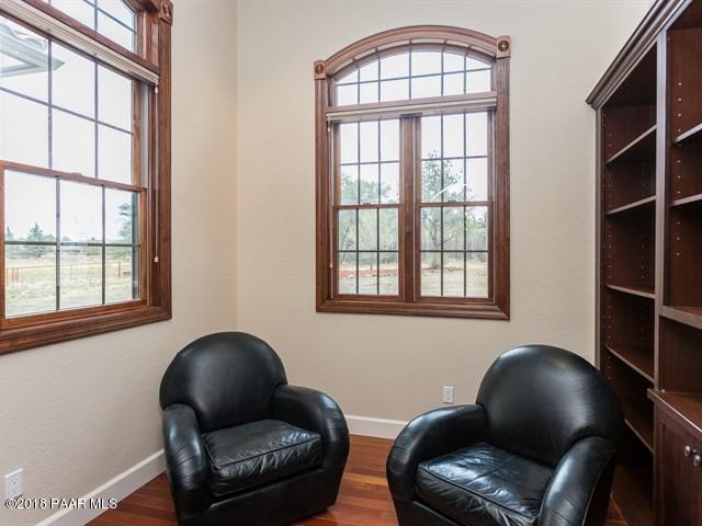 8205 North Williamson Valley Road Prescott, AZ 86305 - Photo 13 of 32 012_Den