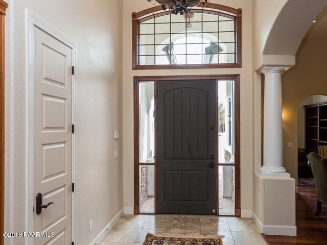 8205 North Williamson Valley Road Prescott, AZ 86305 - Photo 3 of 32 002_Foyer
