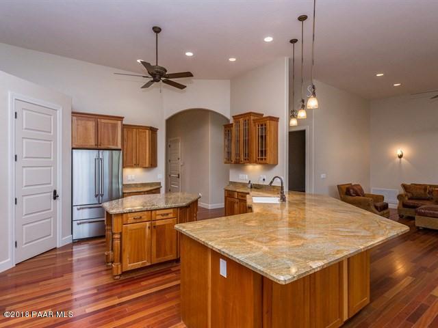 8205 North Williamson Valley Road Prescott, AZ 86305 - Photo 9 of 32 008_Kitchen