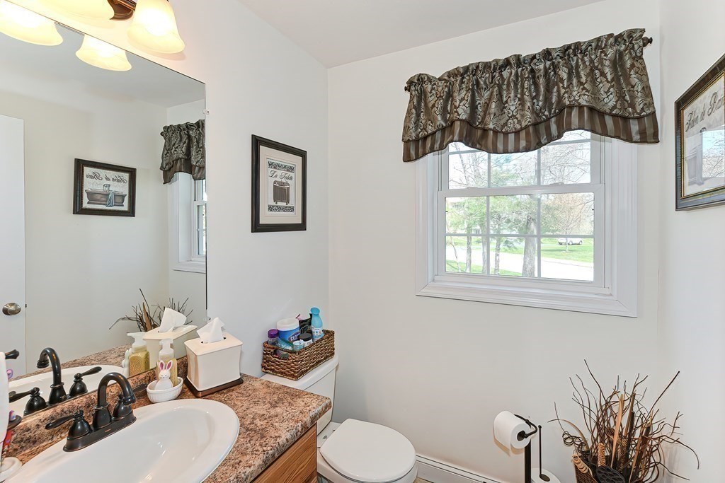 93 Cart Path Road Dracut, MA 01826 - Photo 29 of 32 Gallery Image 29