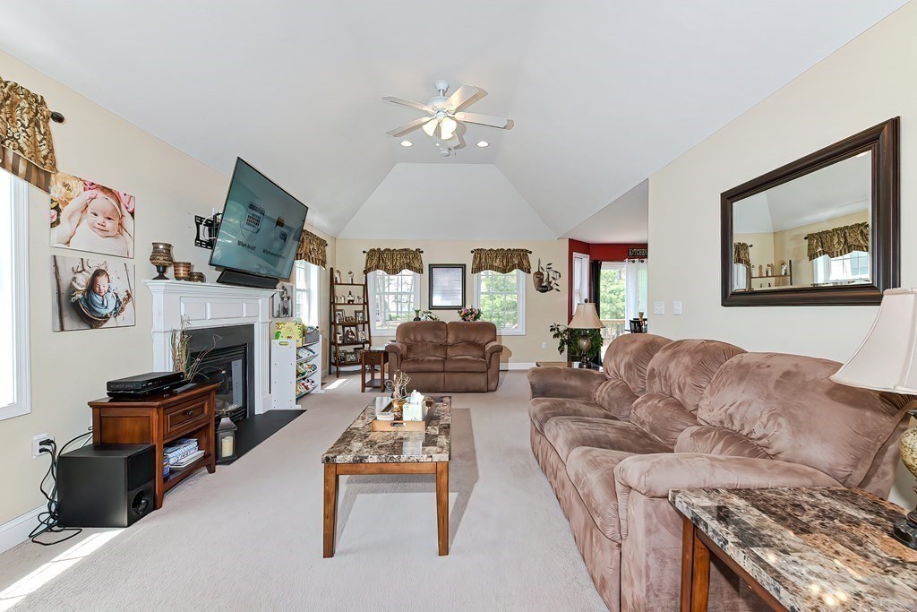 93 Cart Path Road Dracut, MA 01826 - Photo 10 of 32 Gallery Image 10