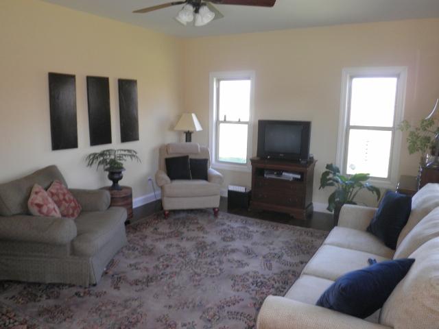480 Knox Pearson Road Manchester, TN 37355 - Photo 20 of 20 Wonderful floor plan with a great living room.