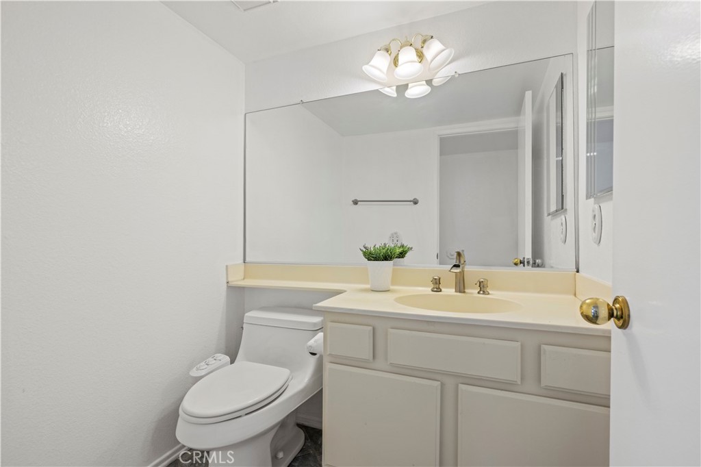 19724 Azure Field Drive Newhall, CA 91321 - Photo 12 of 34