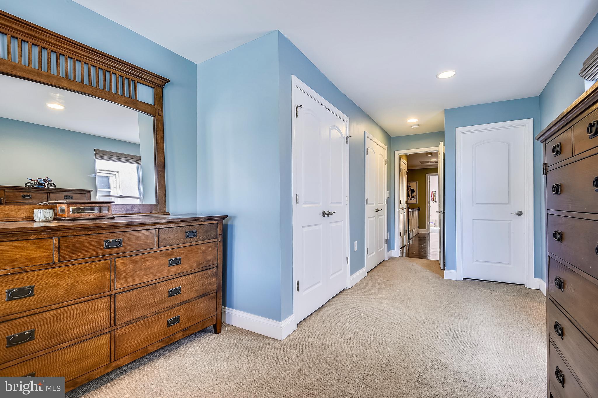 2904 Keswick Road Baltimore, MD 21211 - Photo 18 of 42 His/Her Closets