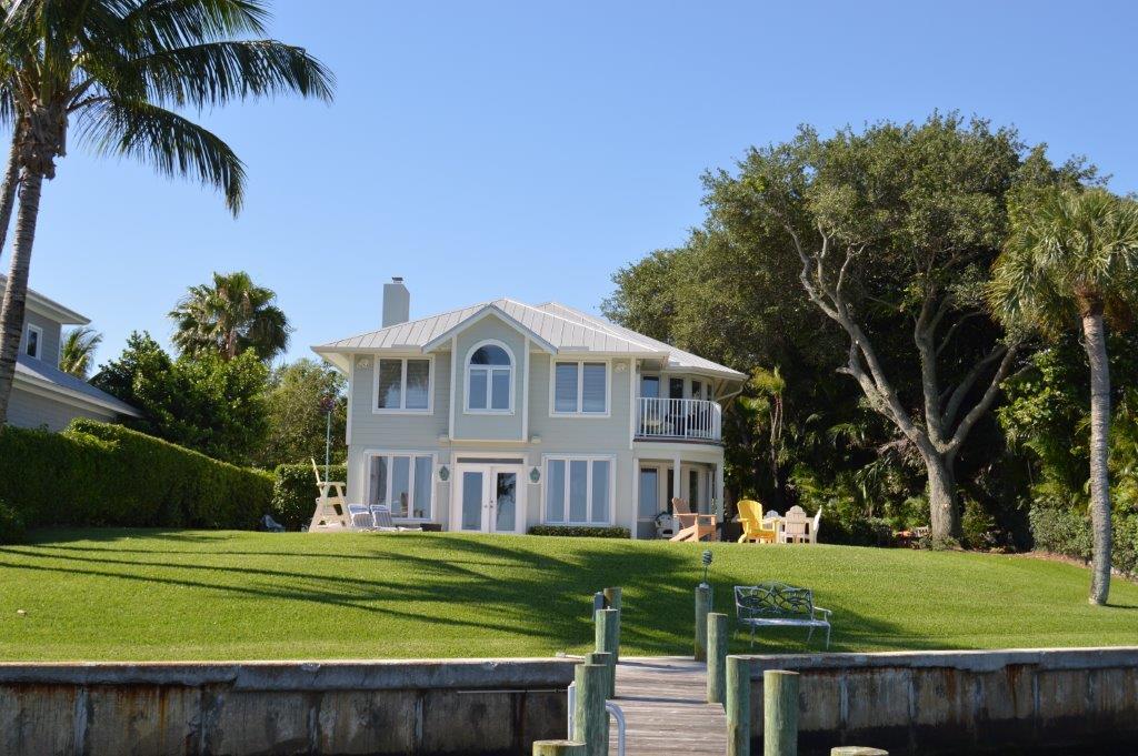 1535 Southeast Riverside Drive Stuart, FL 34996 - Photo 1 of 21 007