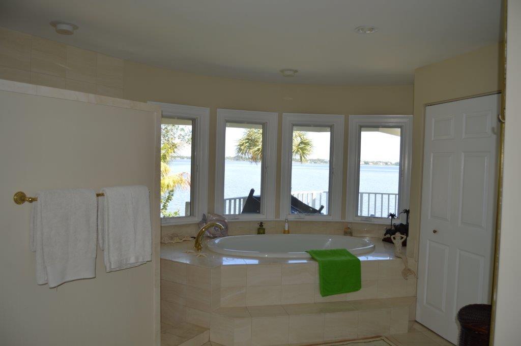 1535 Southeast Riverside Drive Stuart, FL 34996 - Photo 16 of 21 019