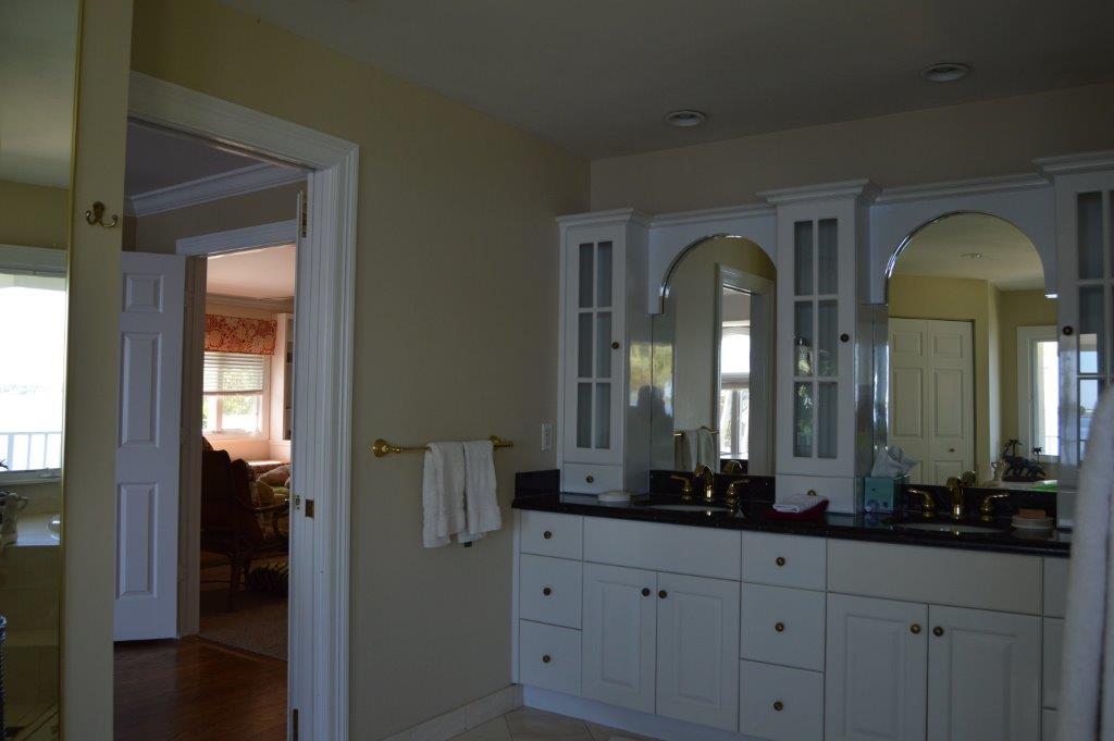 1535 Southeast Riverside Drive Stuart, FL 34996 - Photo 17 of 21 020