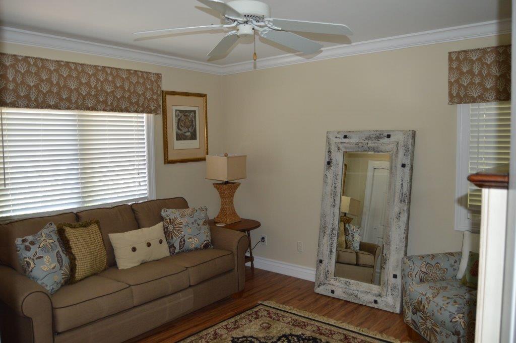 1535 Southeast Riverside Drive Stuart, FL 34996 - Photo 19 of 21 022