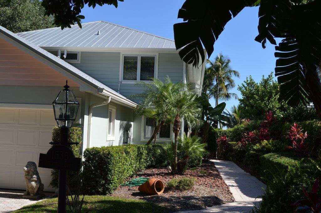 1535 Southeast Riverside Drive Stuart, FL 34996 - Photo 4 of 21 002