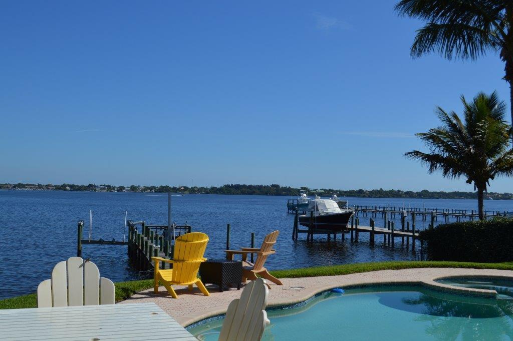 1535 Southeast Riverside Drive Stuart, FL 34996 - Photo 6 of 21 006