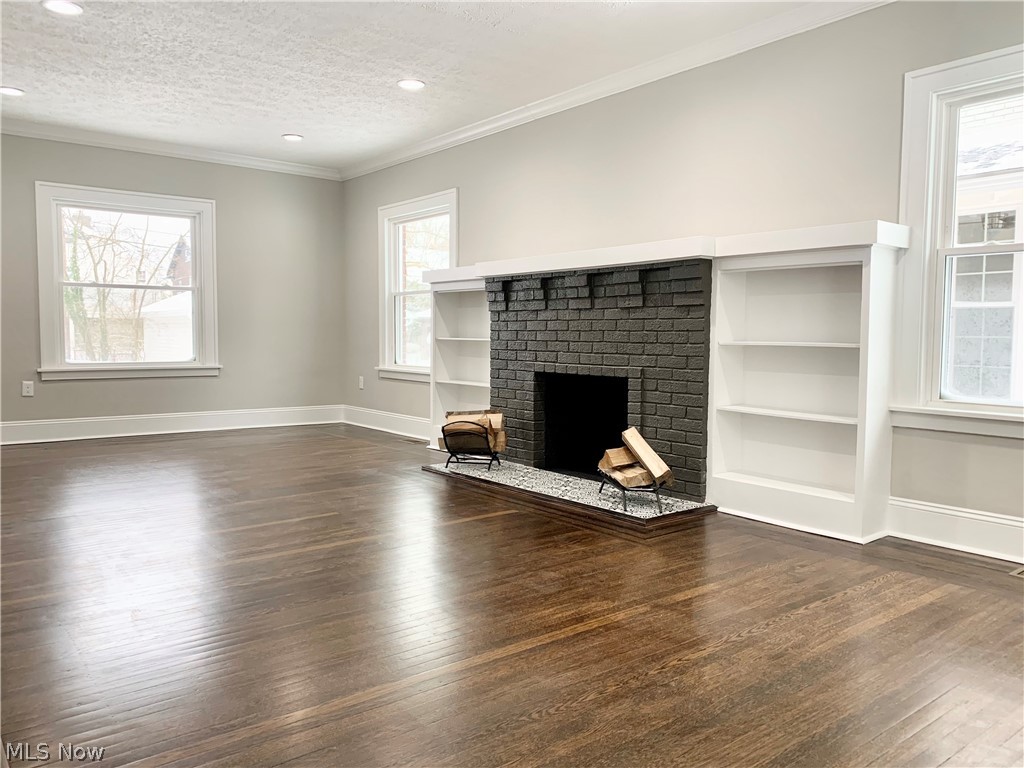 2800 Coleridge Road Cleveland, OH 44118 - Photo 12 of 35