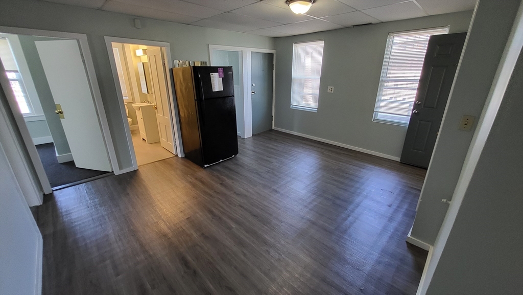 164 Riverside Street, Unit 2 Lowell, MA 01854 - Photo 5 of 12
