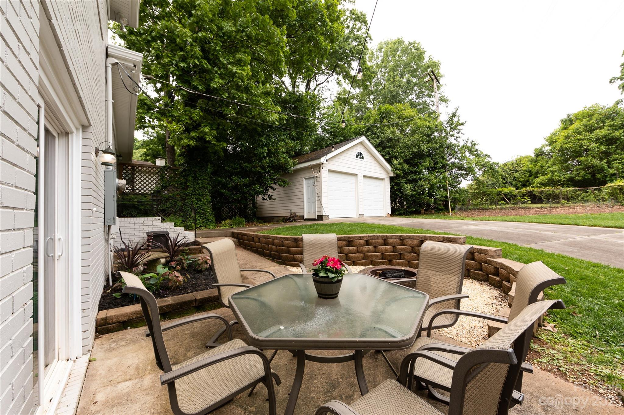 513 Sandridge Road Charlotte, NC 28210 - Photo 31 of 32 a view of outdoor space yard and patio