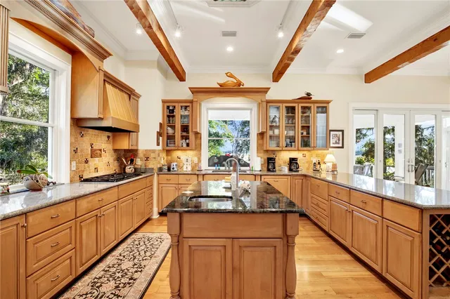 $990,000 | 1052 Egret Lane Northeast, Townsend, GA 31331