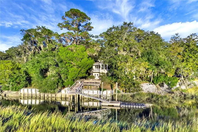 $990,000 | 1052 Egret Lane Northeast, Townsend, GA 31331