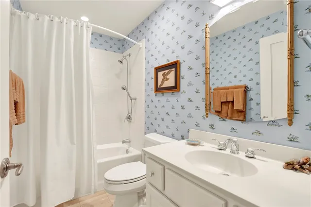 $990,000 | 1052 Egret Lane Northeast, Townsend, GA 31331