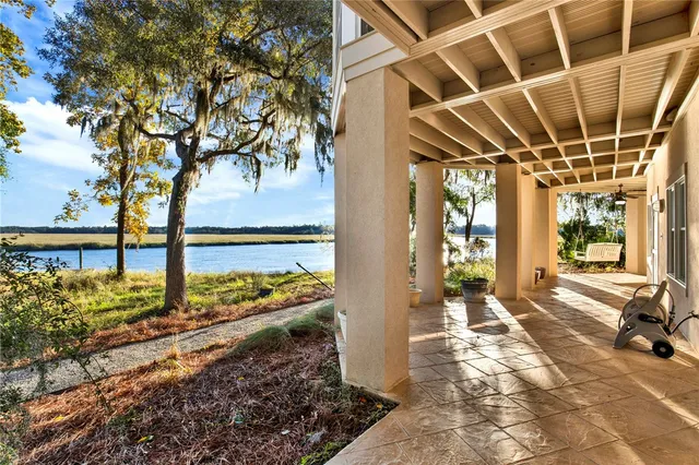 $990,000 | 1052 Egret Lane Northeast, Townsend, GA 31331