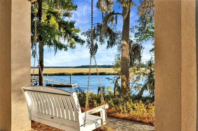 $990,000 | 1052 Egret Lane Northeast, Townsend, GA 31331