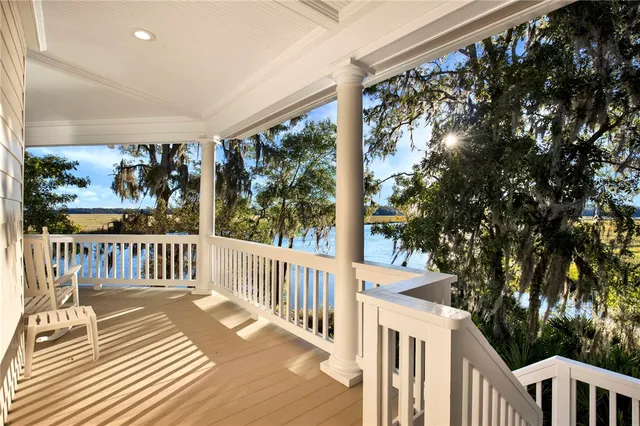 $990,000 | 1052 Egret Lane Northeast, Townsend, GA 31331