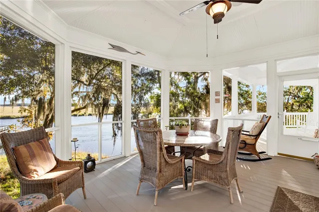 $990,000 | 1052 Egret Lane Northeast, Townsend, GA 31331