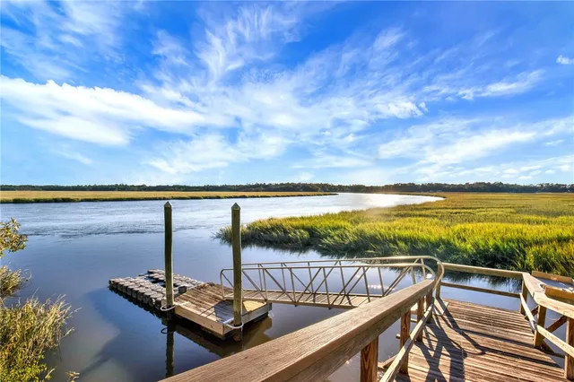 $990,000 | 1052 Egret Lane Northeast, Townsend, GA 31331