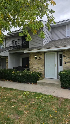 $275,000 | 1435 Sun Valley Drive, Unit 201, Mount Pleasant, WI 53406
