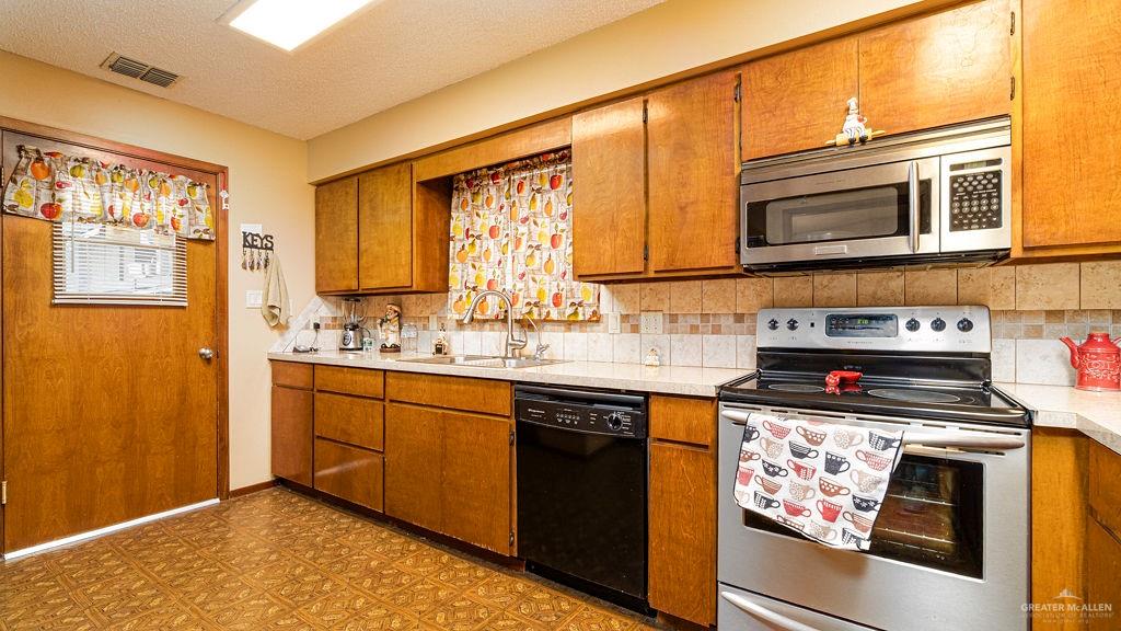 26843 Perk Lane Harlingen, TX 78552 - Photo 7 of 21