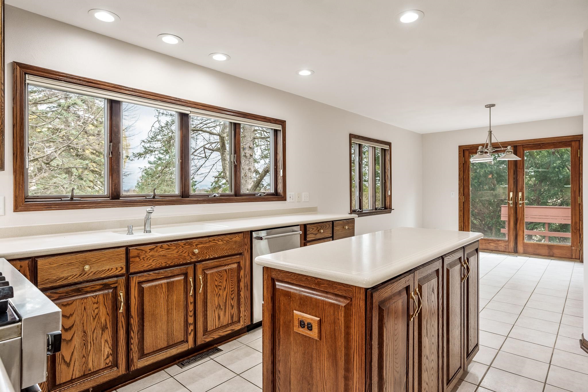 6641 North Kennedy Road Milton, WI 53563 - Photo 9 of 68