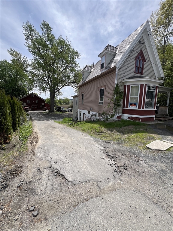 351 Bridge Street Northampton, MA 01060 - Photo 2 of 29