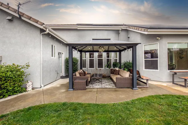 $789,000 | 1890 Hornet Avenue, Clovis, CA 93619