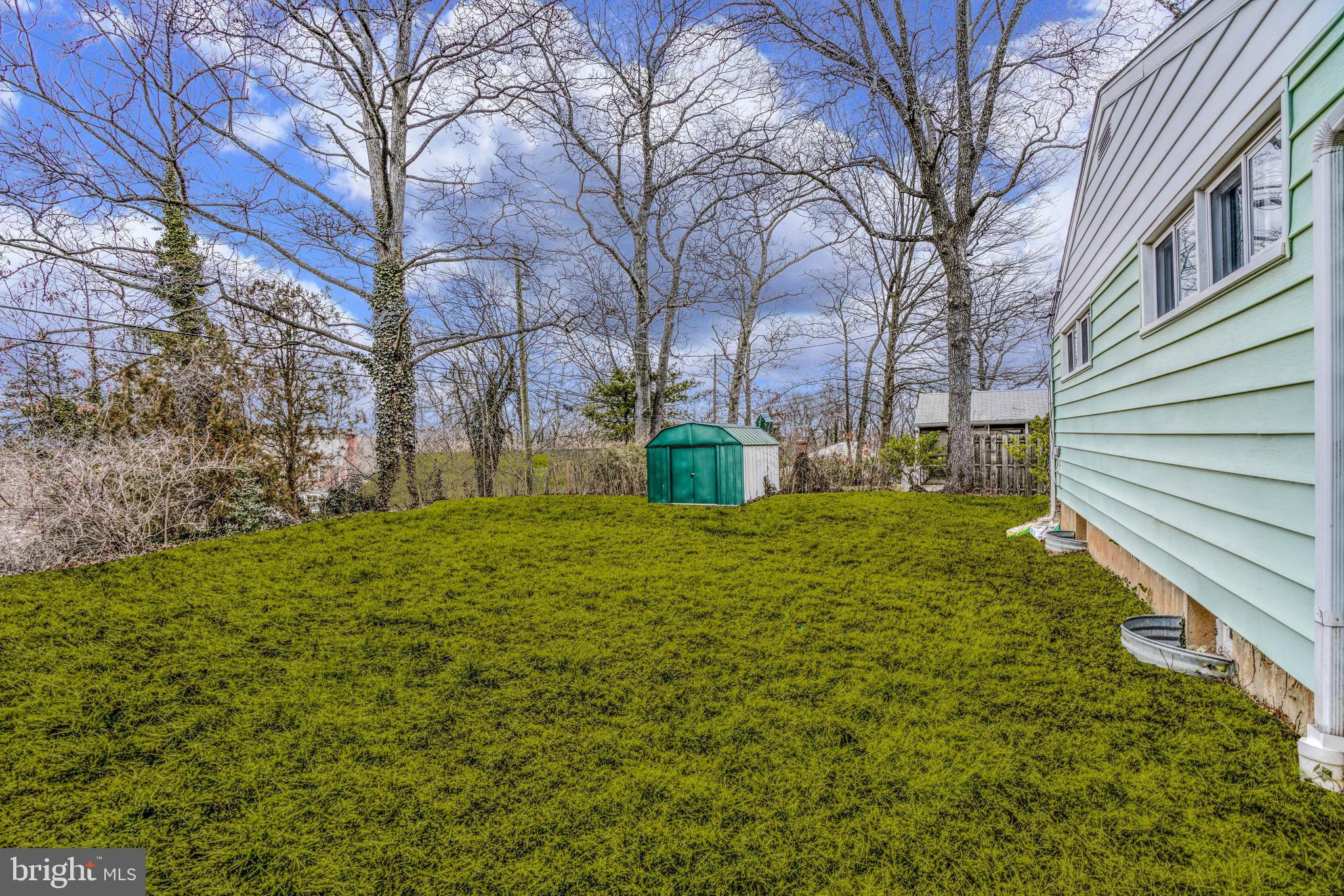 1811 Reuter Road Lutherville-Timonium, MD 21093 - Photo 4 of 37 Pretty corner lot.