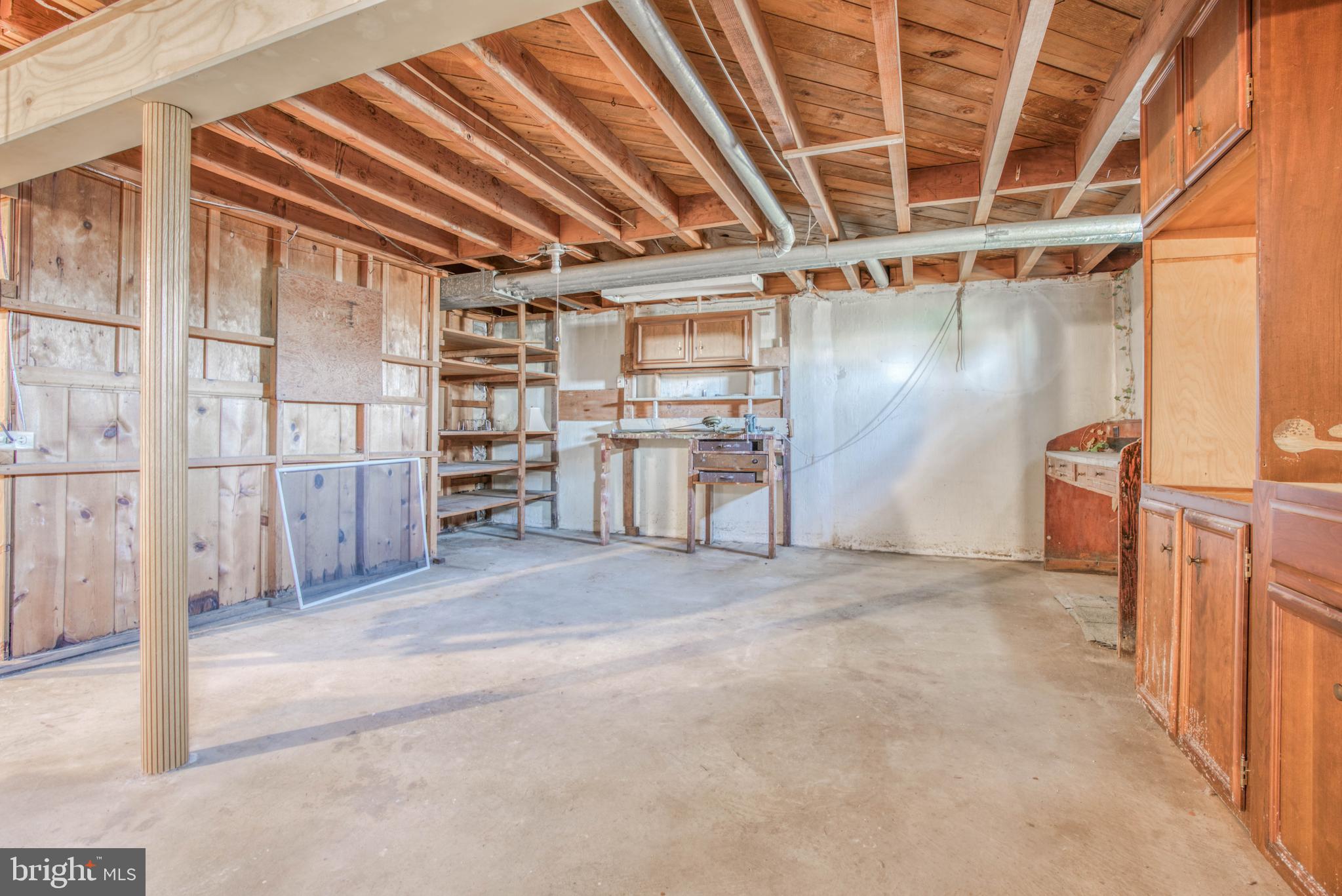 1811 Reuter Road Lutherville-Timonium, MD 21093 - Photo 35 of 37 Lower level storage.