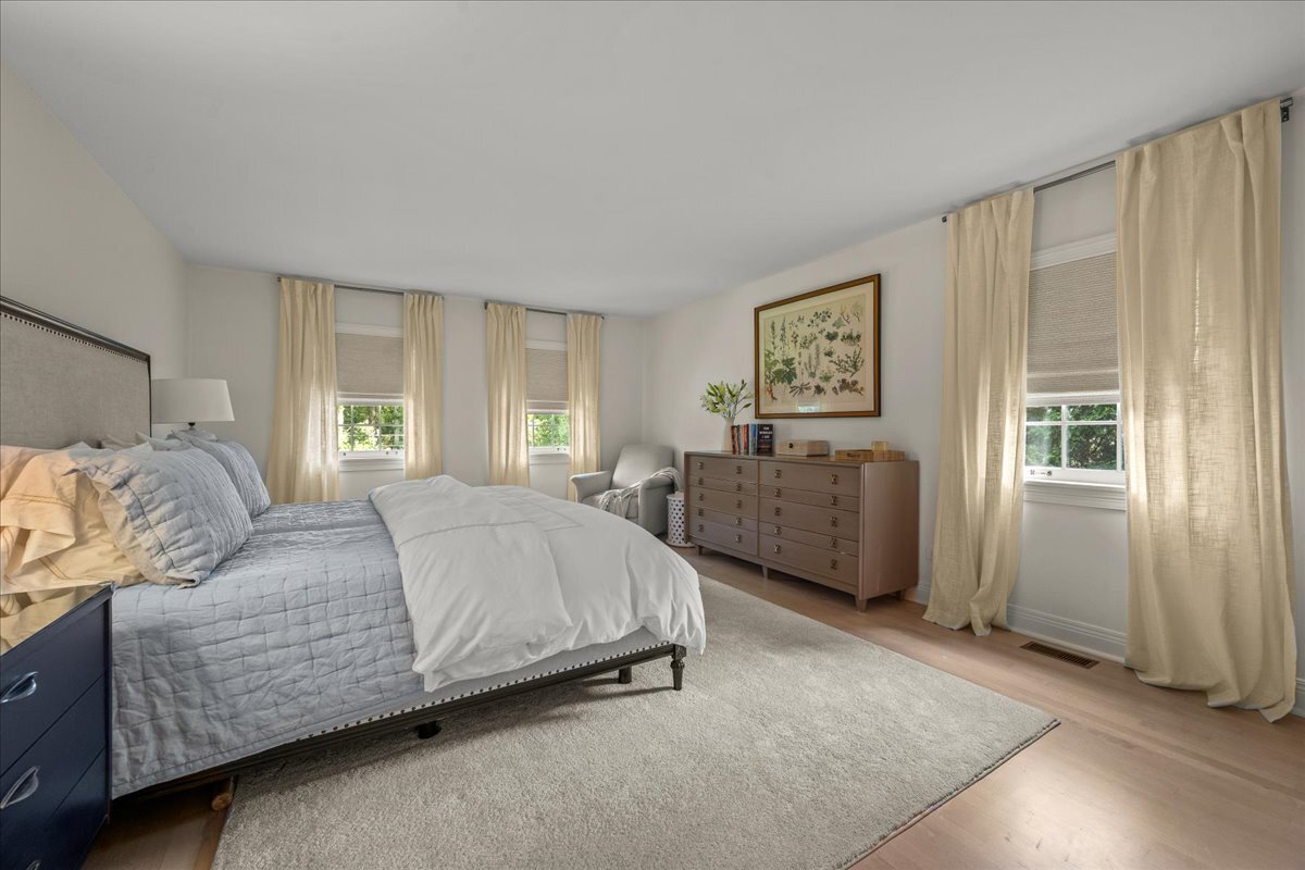 655 Forest Hill Road Lake Forest, IL 60045 - Photo 24 of 40 Gallery Image 24