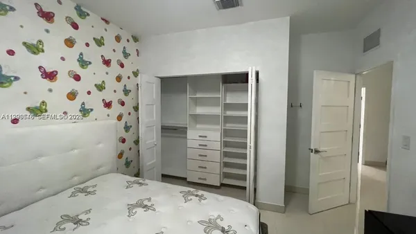 $4,500 | 3570 West 92nd Place, Hialeah, FL 33018