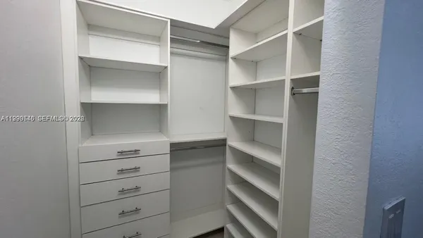 $4,500 | 3570 West 92nd Place, Hialeah, FL 33018