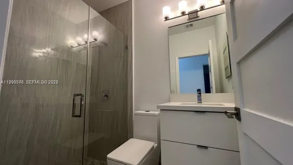 $4,500 | 3570 West 92nd Place, Hialeah, FL 33018