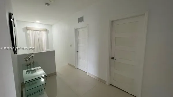 $4,500 | 3570 West 92nd Place, Hialeah, FL 33018