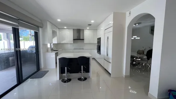 $4,500 | 3570 West 92nd Place, Hialeah, FL 33018