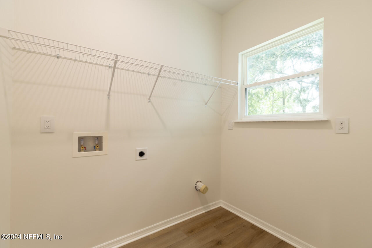 23 River Road Orange Park, FL 32073 - Photo 36 of 39 LNDRY RM
